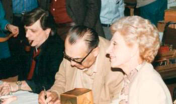 Harlan Ellison and AE Van Vogt signing - Van Nuys - 1987